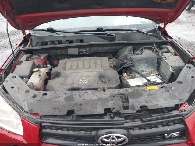 Toyota RAV4 Base V6
