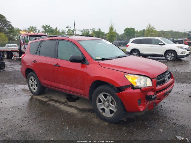 Salvage Toyota RAV4 Image