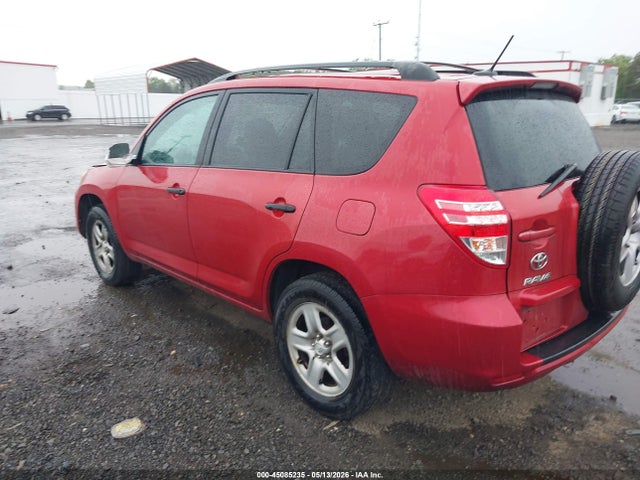 Toyota RAV4 Base V6