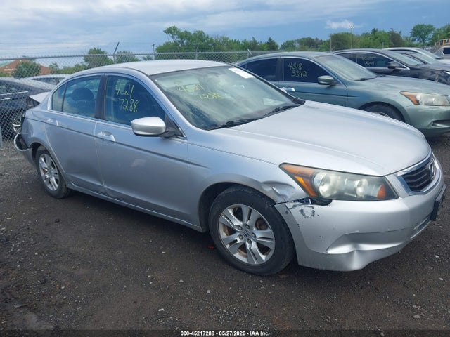 Salvage Honda Accord Image