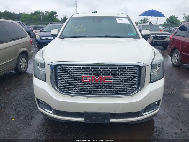 GMC Yukon Denali