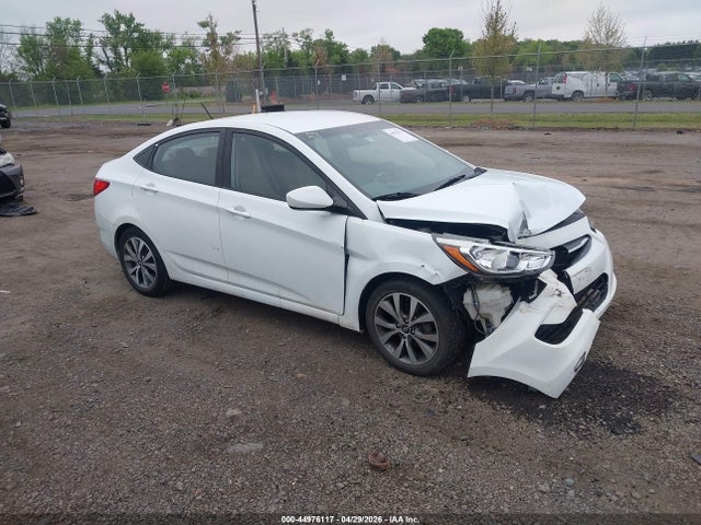 Salvage Hyundai ACCENT Image