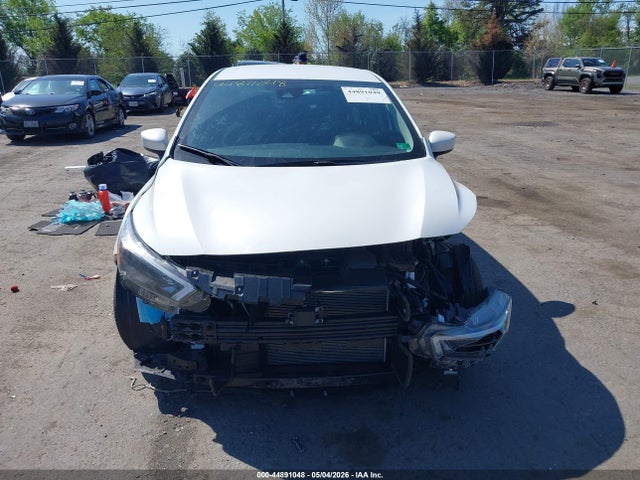 Nissan Versa 1.6 Sv