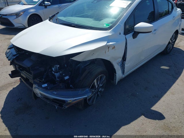 Nissan Versa 1.6 Sv