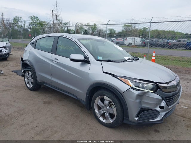 Salvage Honda HR-V Image