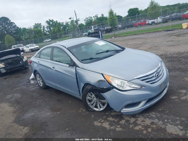 Salvage Hyundai SONATA Image