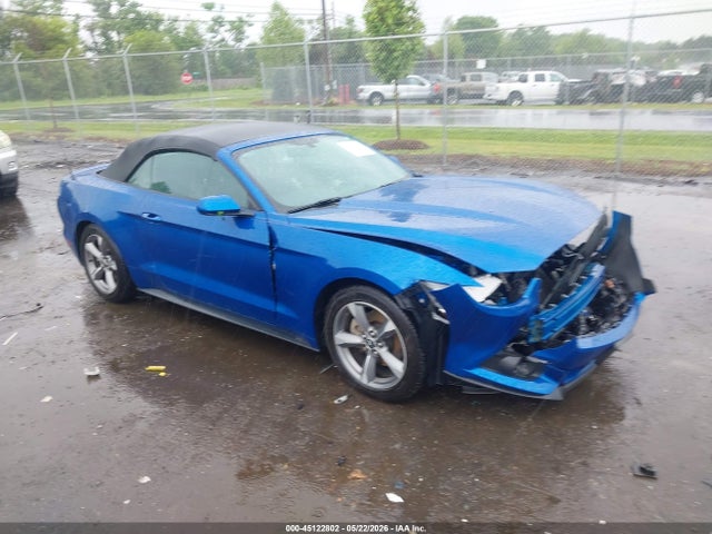 Salvage Ford Mustang Image