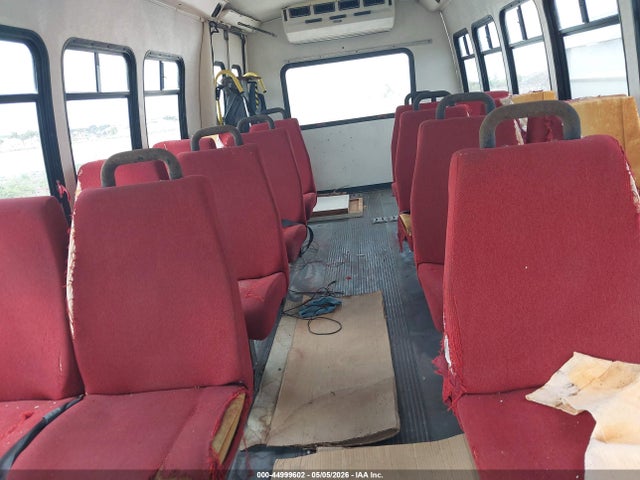 Ford Econoline E450 Super Duty Cutwy  Rv