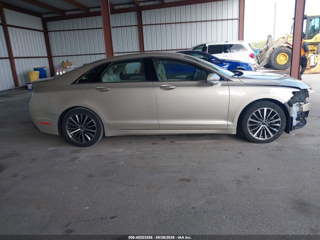 Lincoln MKZ Premiere