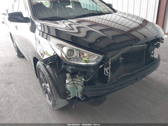 Hyundai TUCSON Se