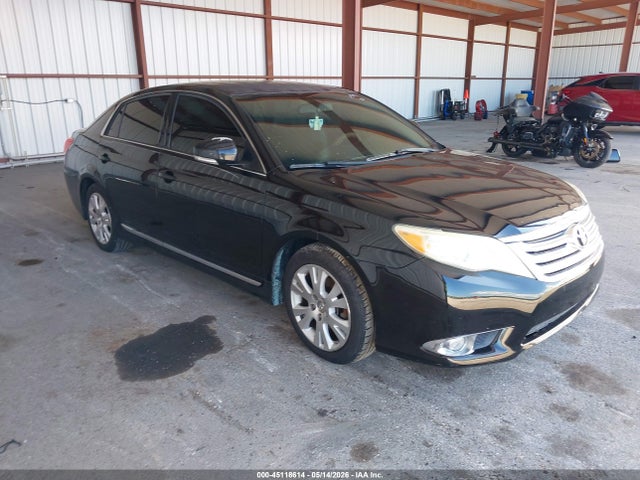 Salvage Toyota Avalon Image