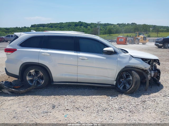 Toyota Highlander Limited Platinum