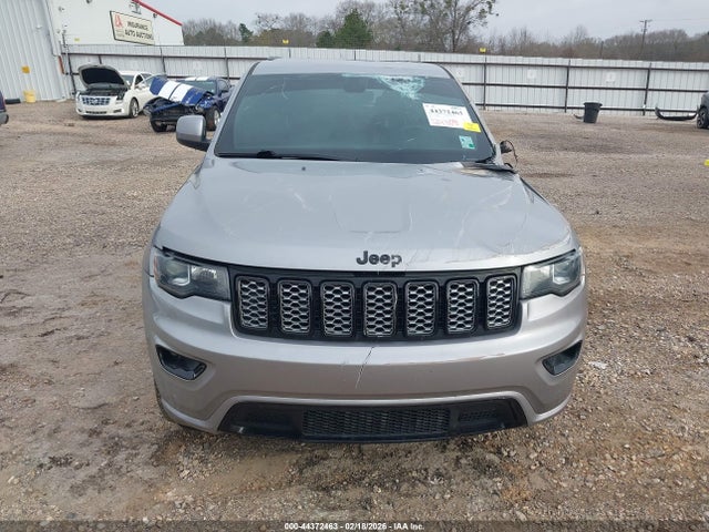 Jeep Grand Cherokee Altitude 4x2