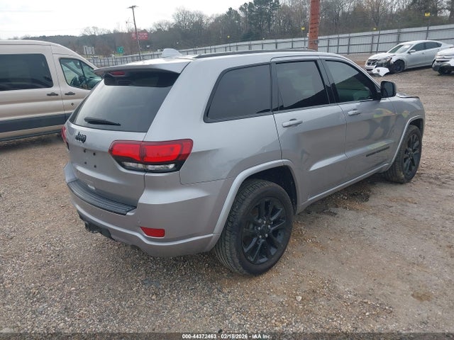 Jeep Grand Cherokee Altitude 4x2