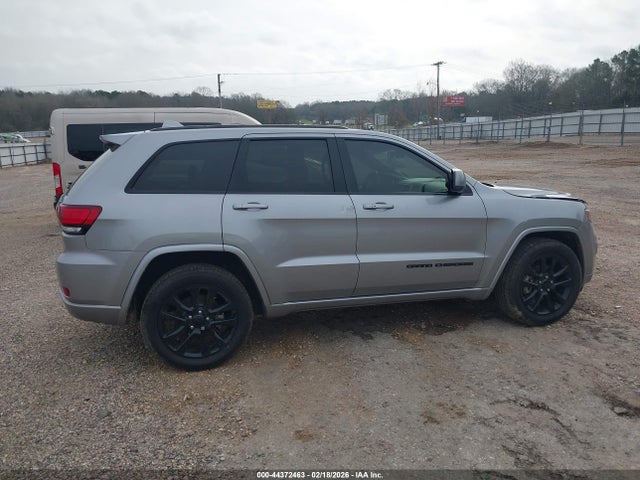 Jeep Grand Cherokee Altitude 4x2