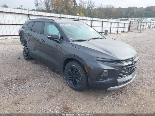 Salvage Chevrolet Blazer Image