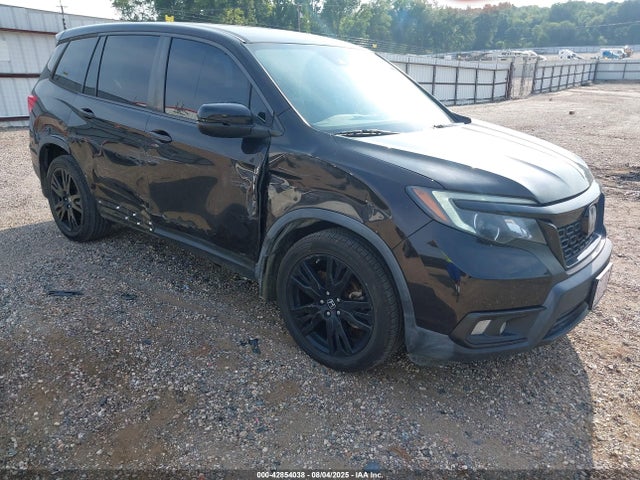 Salvage Honda Passport Image