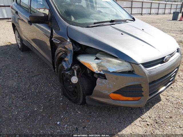 Ford Escape S