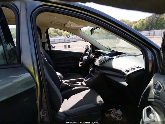Ford Escape S