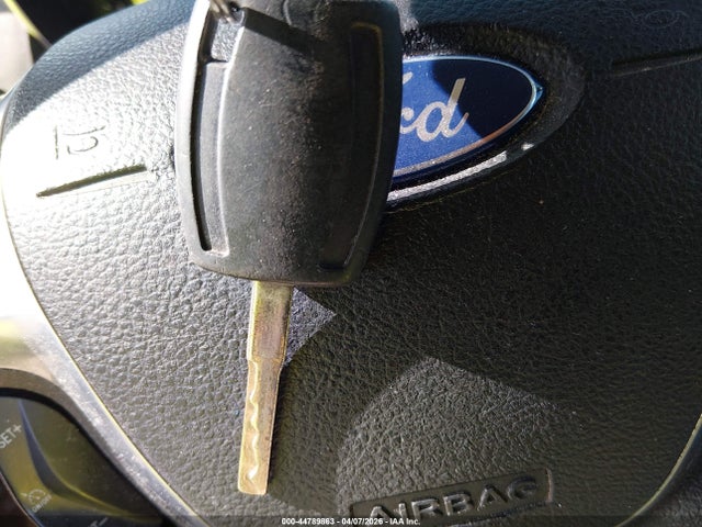 Ford Escape S