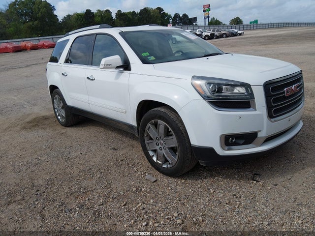 Salvage GMC Acadia Image