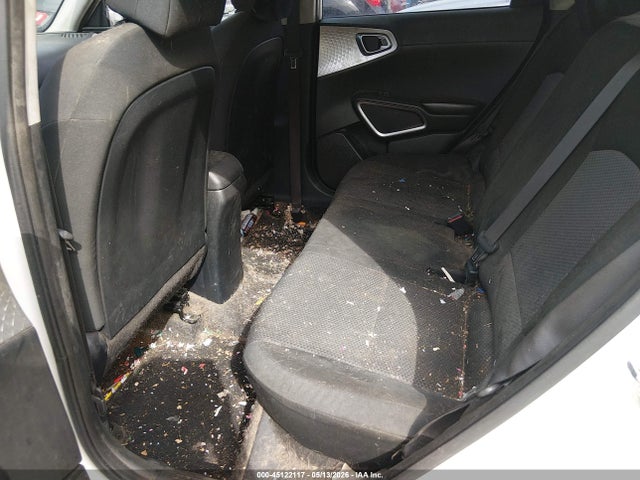 Kia Soul Lx