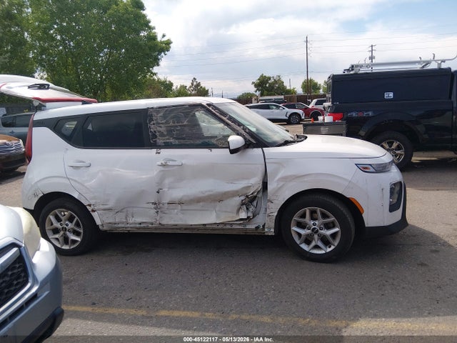 Kia Soul Lx