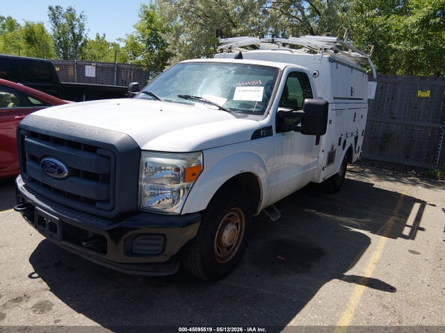 Ford F-350 Xl