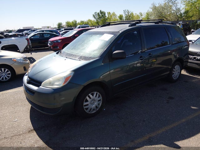Toyota Sienna Ce