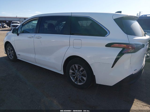 Toyota Sienna Le