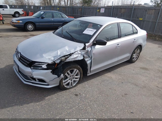 Volkswagen Jetta 2.0l S
