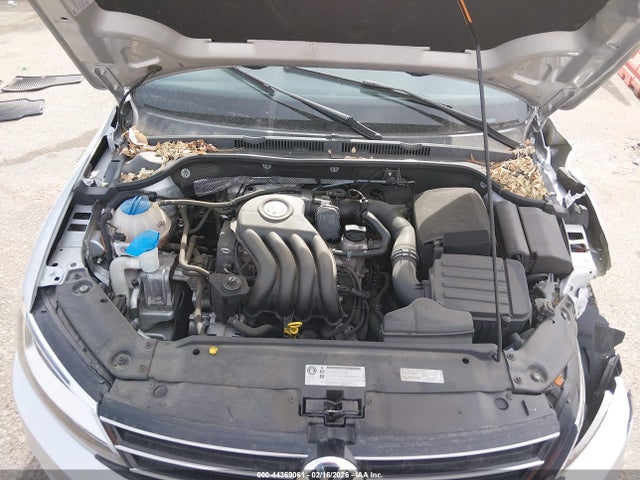 Volkswagen Jetta 2.0l S