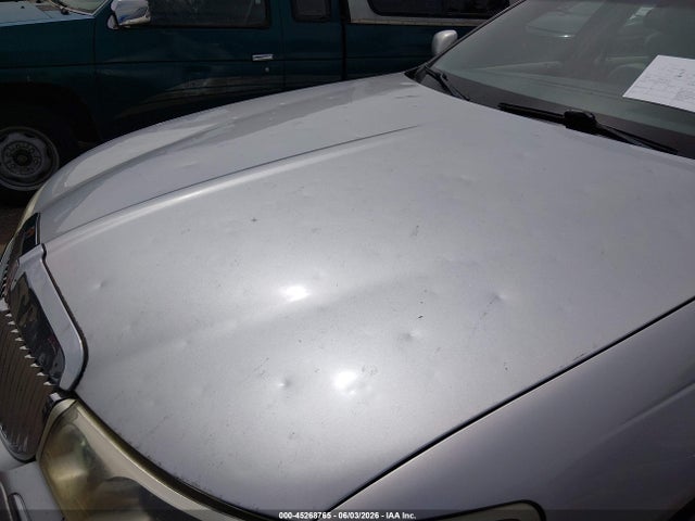 Lincoln Towncar Signature