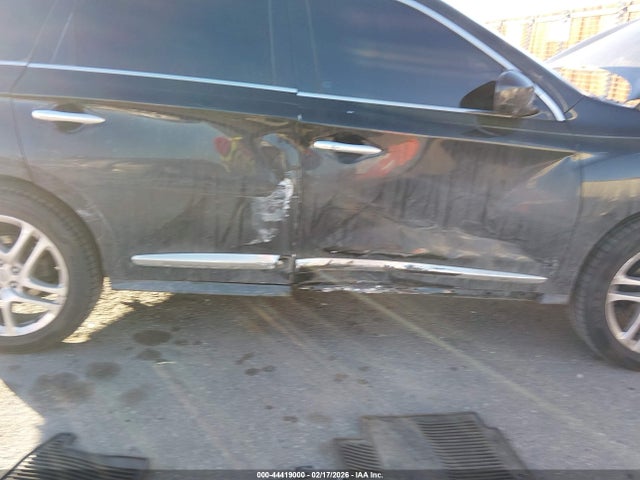 INFINITI JX35