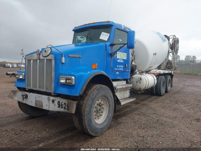 Kenworth Construction W900