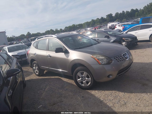 Salvage Nissan Rogue Image
