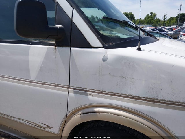 GMC Savana Upfitter