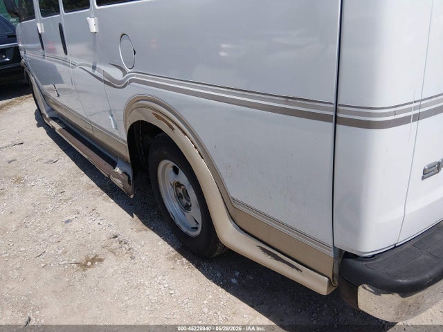 GMC Savana Upfitter