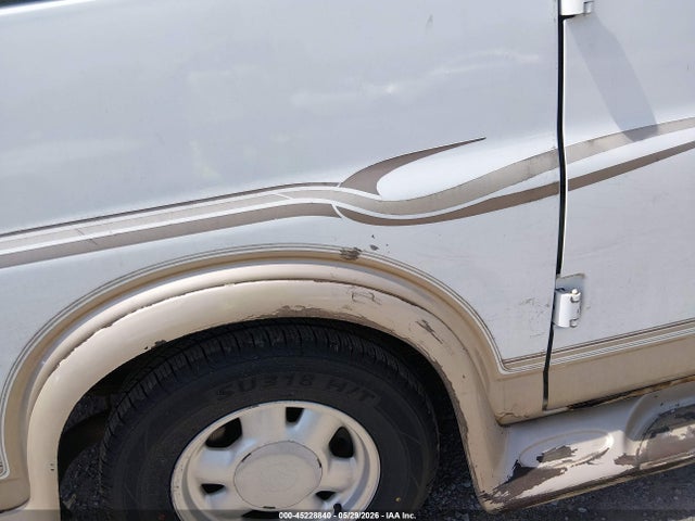 GMC Savana Upfitter
