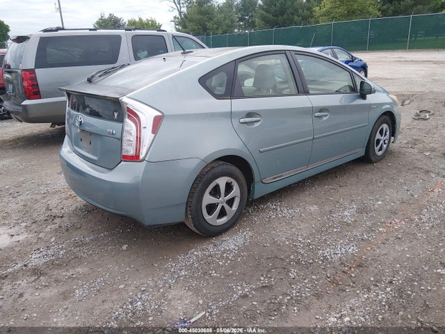 Toyota Prius Three