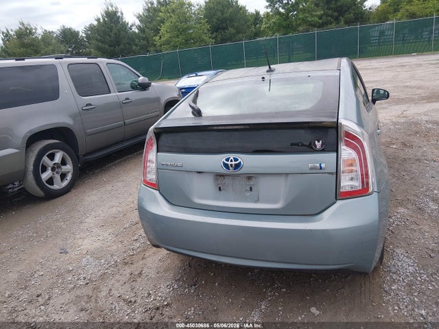 Toyota Prius Three