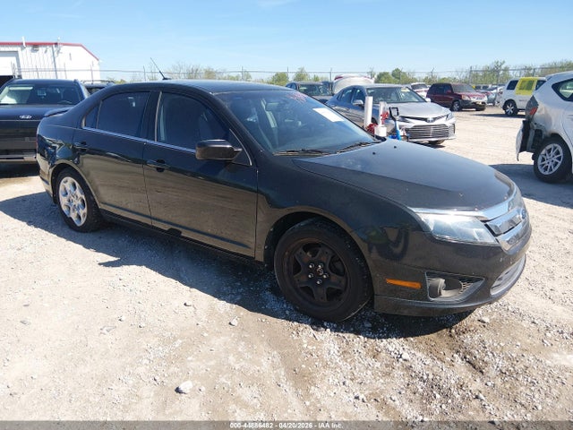 Salvage Ford Fusion Image