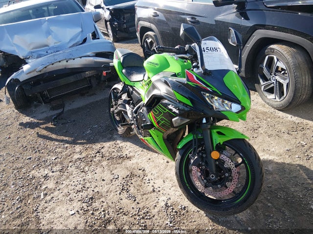 Salvage Kawasaki Ex650 Image