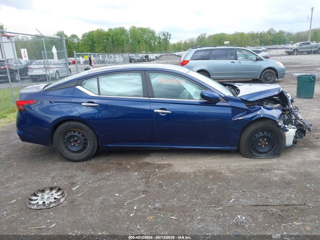 Nissan Altima S Fwd