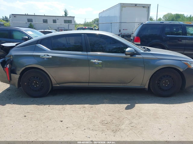 Nissan Altima S Fwd