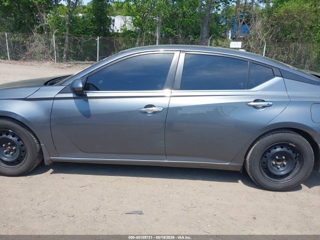 Nissan Altima S Fwd