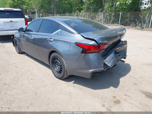 Nissan Altima S Fwd