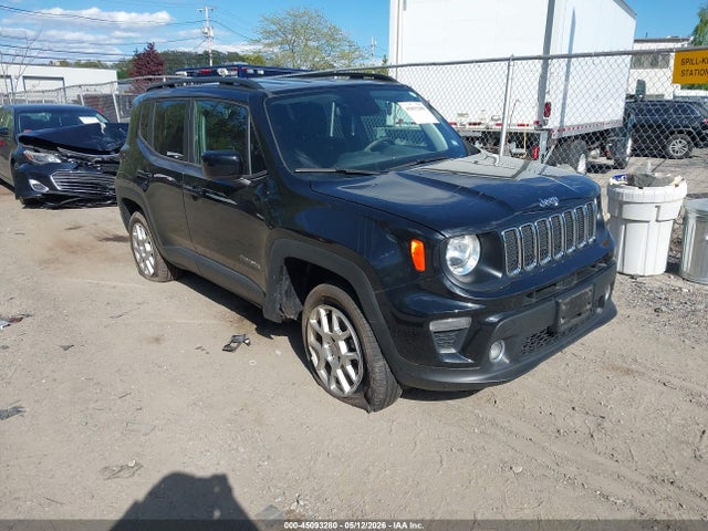 Salvage Jeep Renegade Image