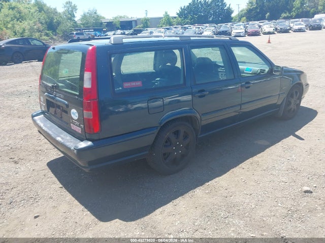 Volvo V70 T5