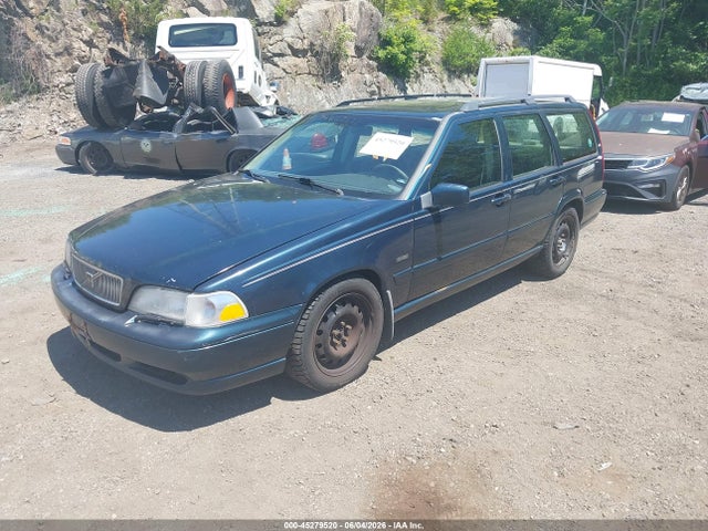 Volvo V70 T5